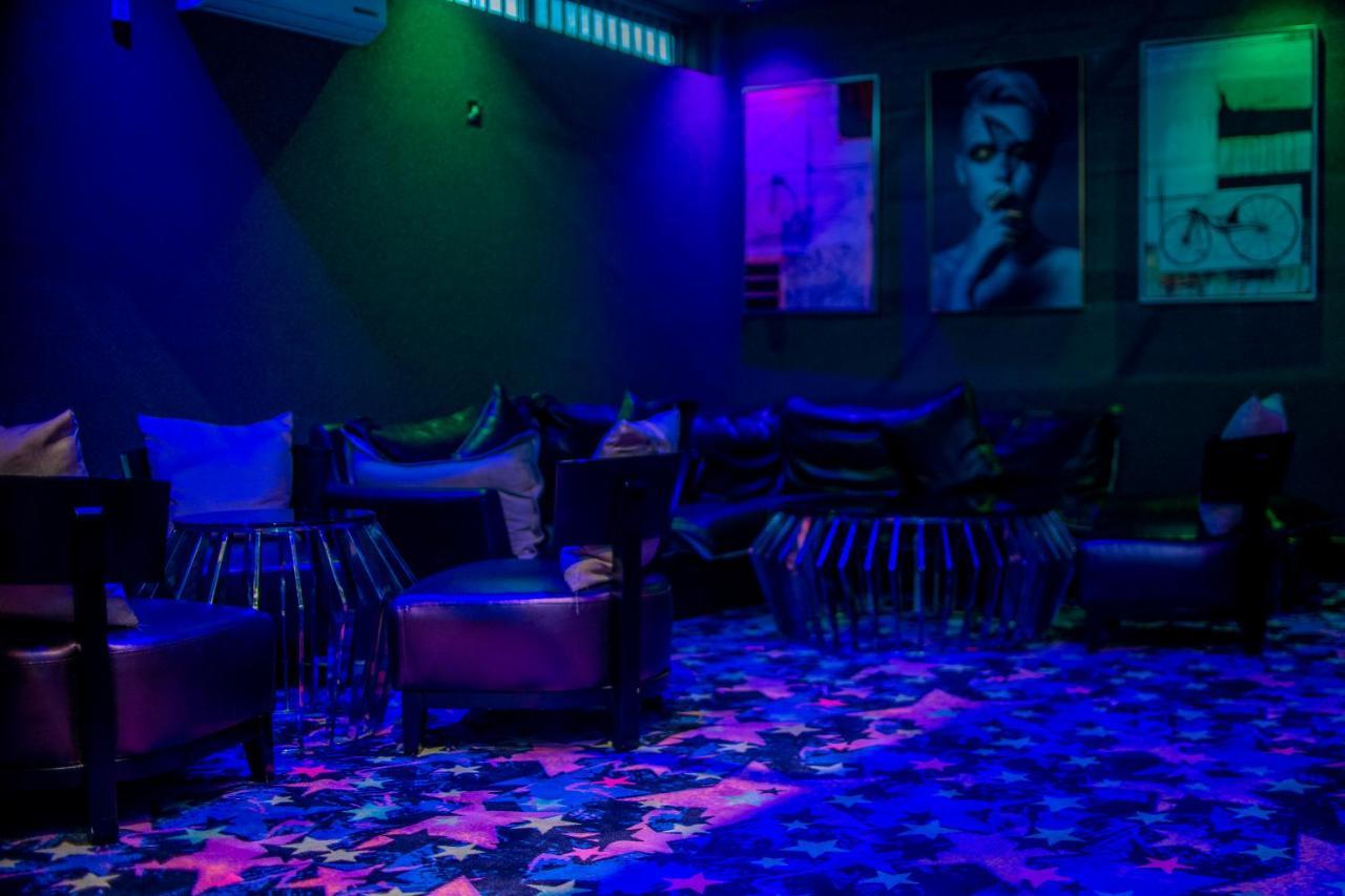 Hera Hotel Кампала Екстериор снимка