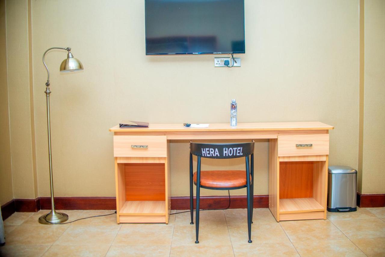Hera Hotel Кампала Екстериор снимка